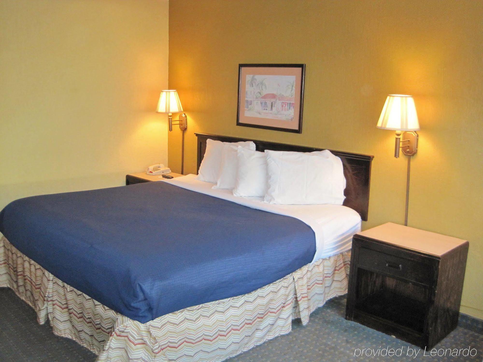 Rest And Relax Inn Pensacola Exterior foto