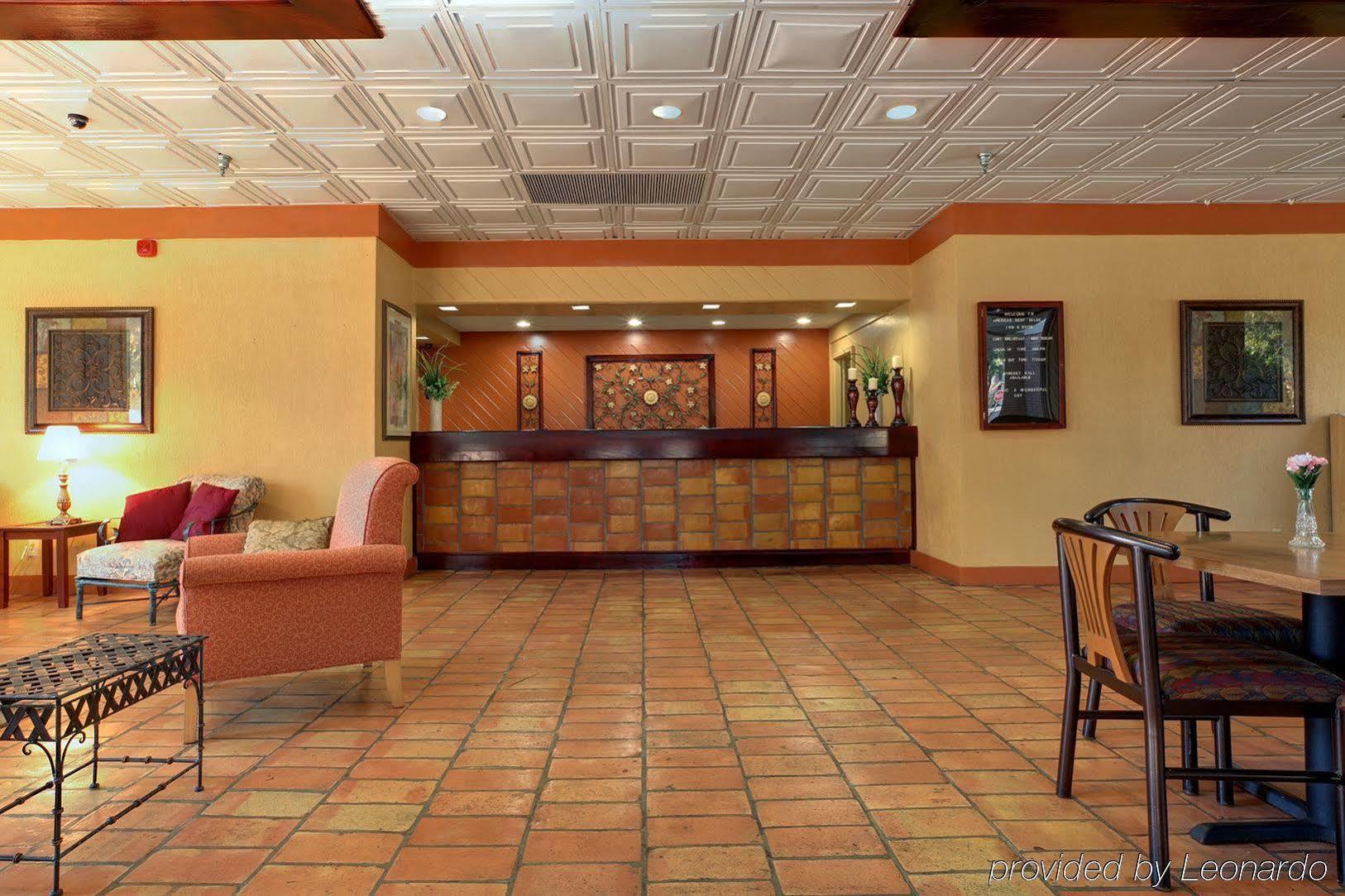 Rest And Relax Inn Pensacola Interior foto