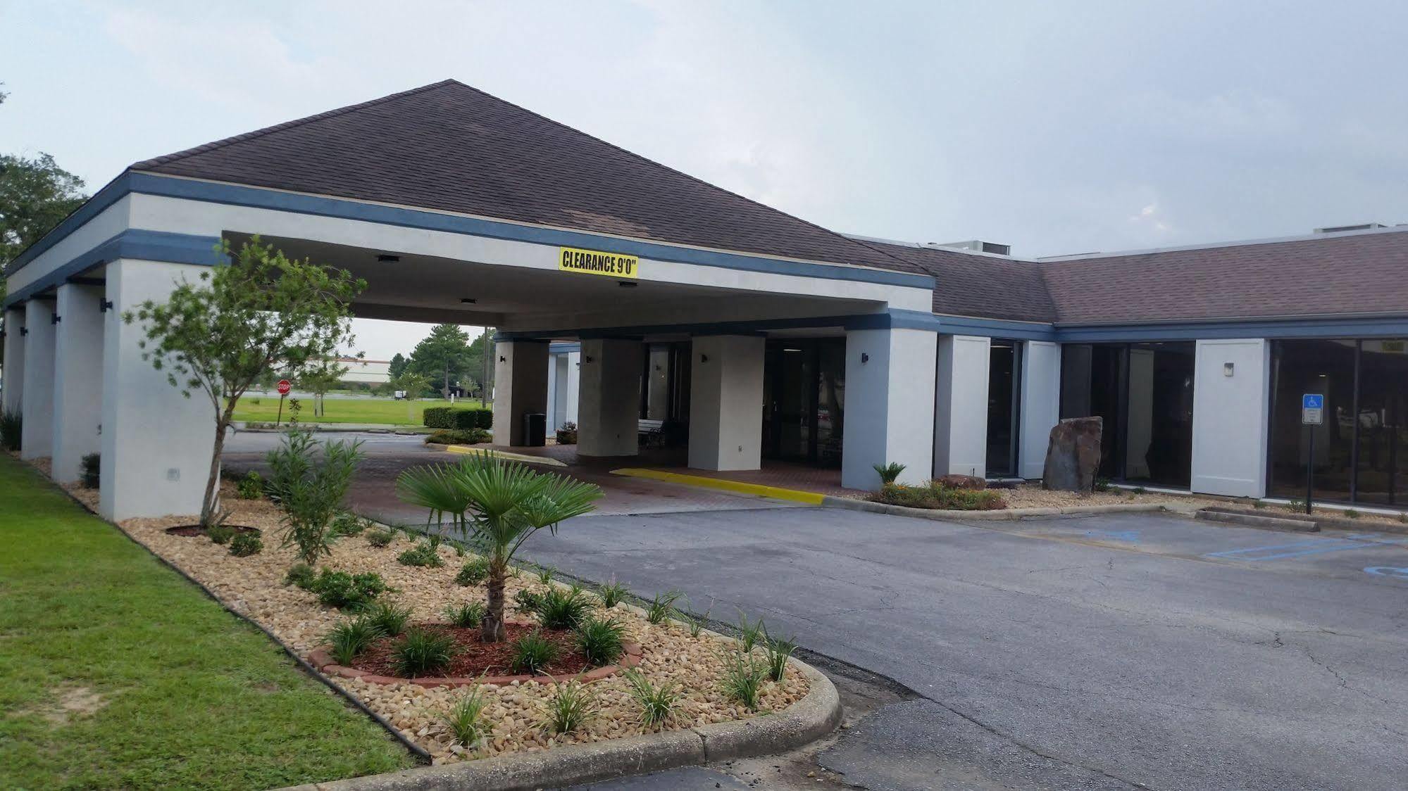 Rest And Relax Inn Pensacola Exterior foto